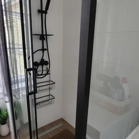 Downtown's Diamond Apartament